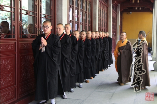 灵隐寺三坛大戒法会第八天:本堂发露 拜愿忏悔