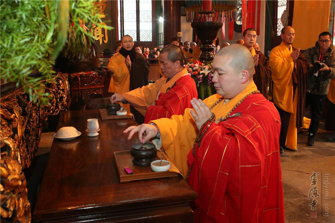 灵隐寺监院义广法师,智光法师共同主法